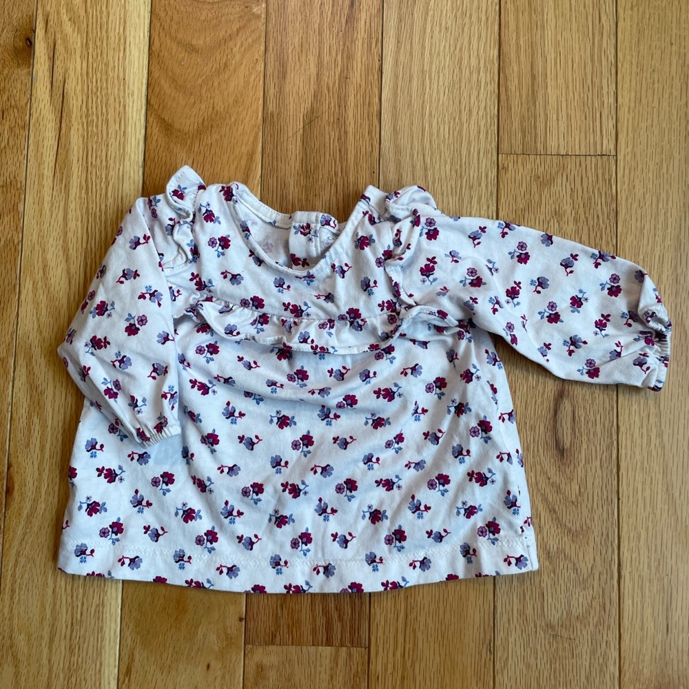 Carters floral print 0-3 month top